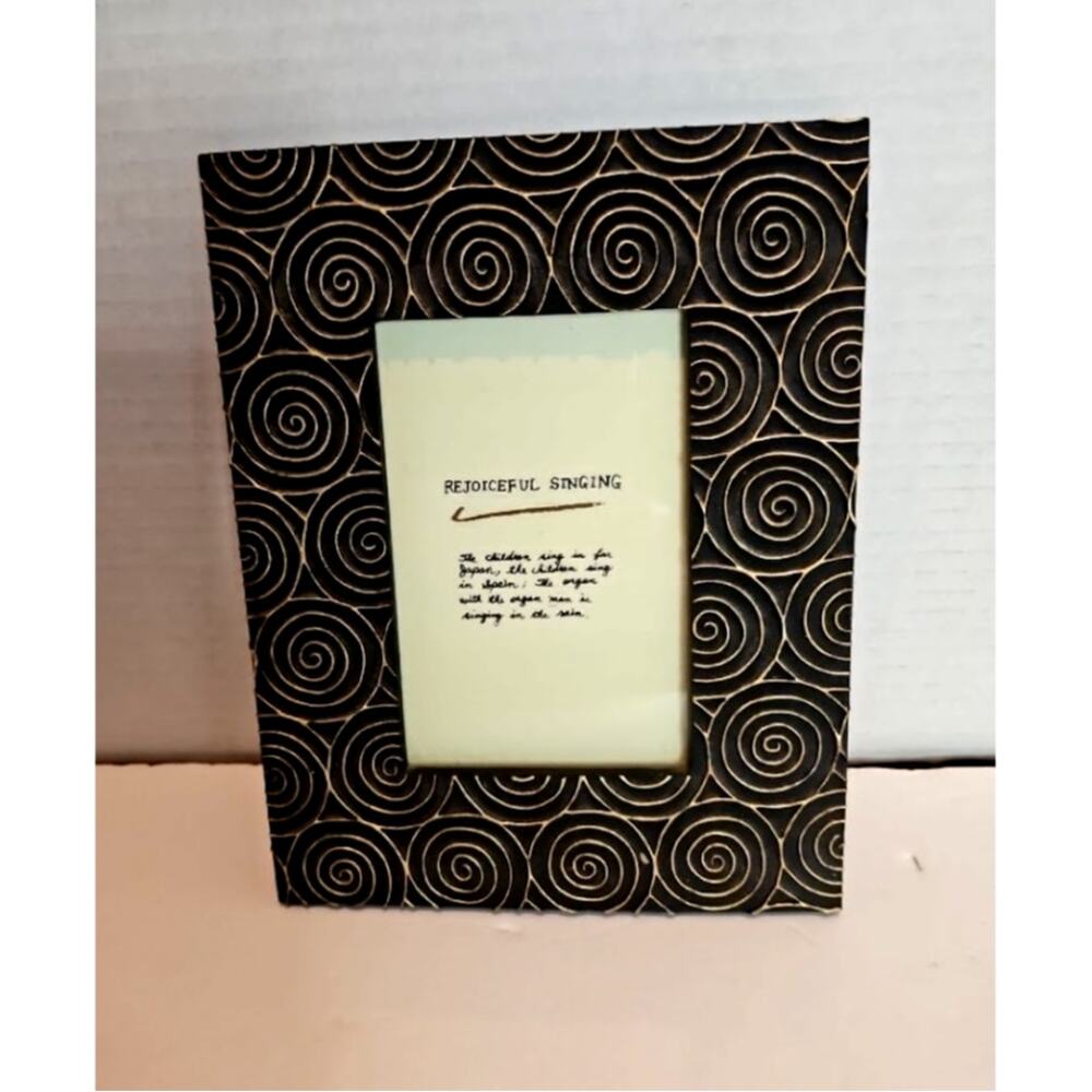 Frame Rejoiceful Singing Photo Frame Whimsical Brass Stone Look MCM holds 3.5x5